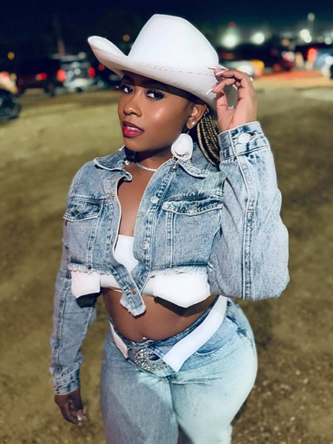 Stylish Cropped Denim Jacket & Straight Jeans