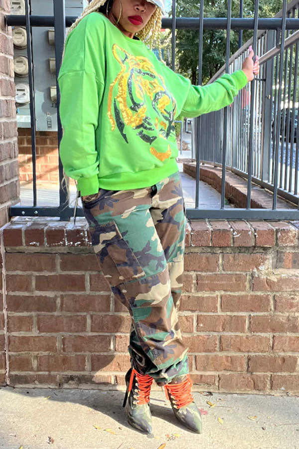 Fashionable Tiger Sequined Sweatshirt