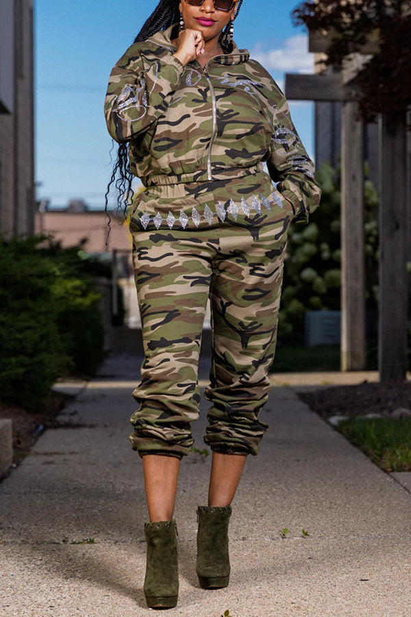Casual Rhinestone-Embellished Camouflage Jogger Set