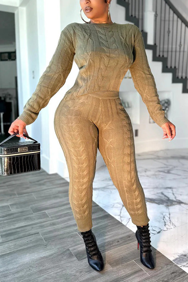 Stylish Cable Knit Sweater Set