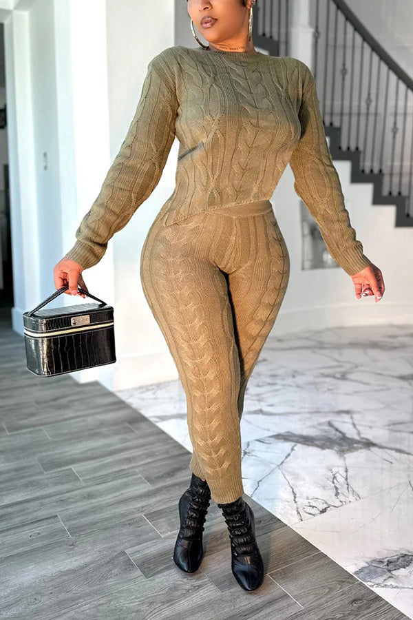 Stylish Cable Knit Sweater Set