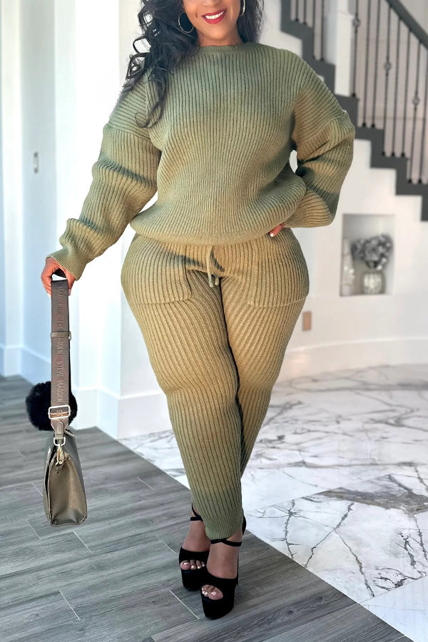 Relaxed Loose Sweater & Knit Trousers