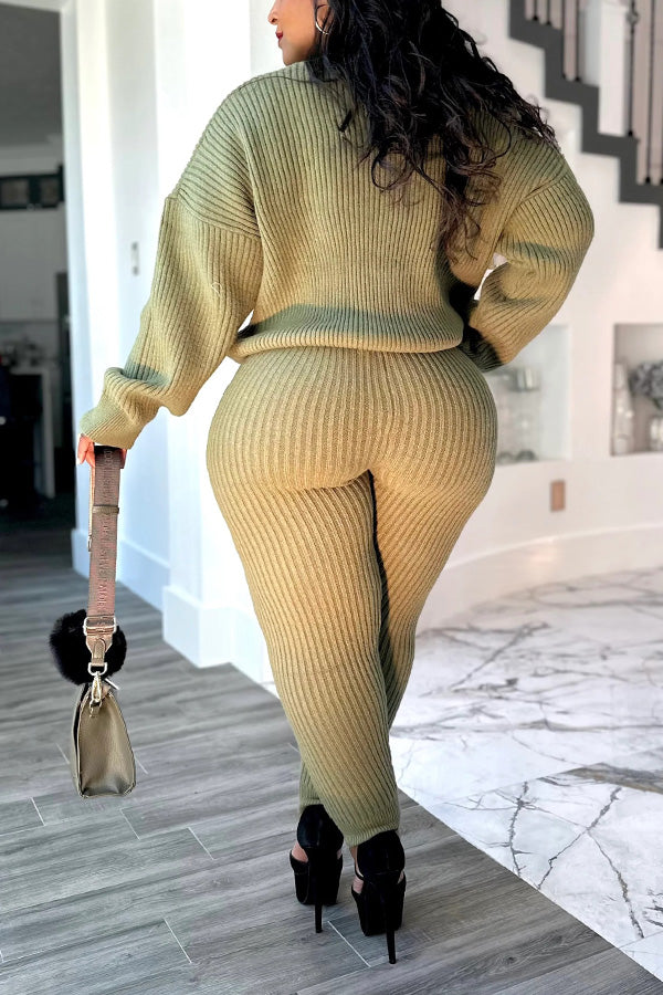 Relaxed Loose Sweater & Knit Trousers