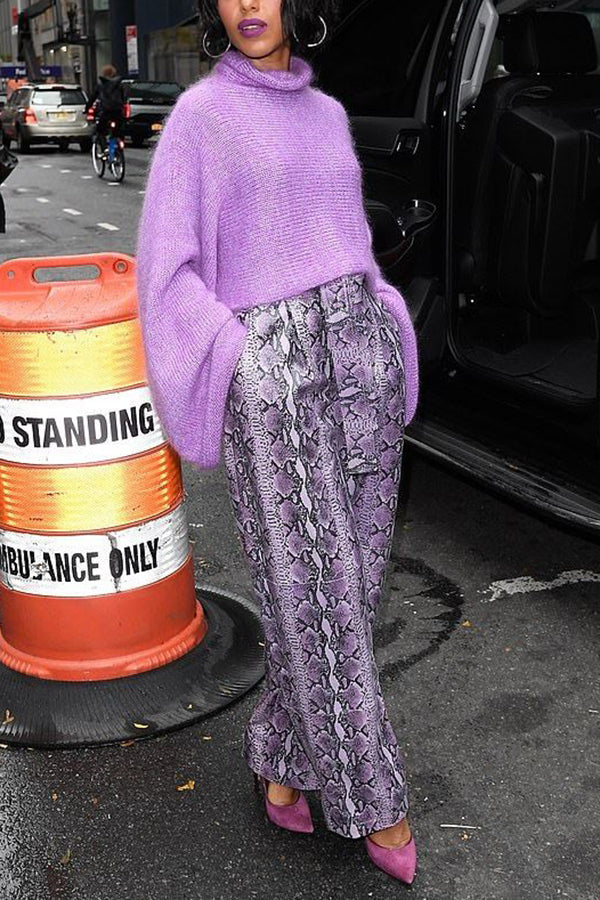 Chic Snakeskin Print Carrot Pants