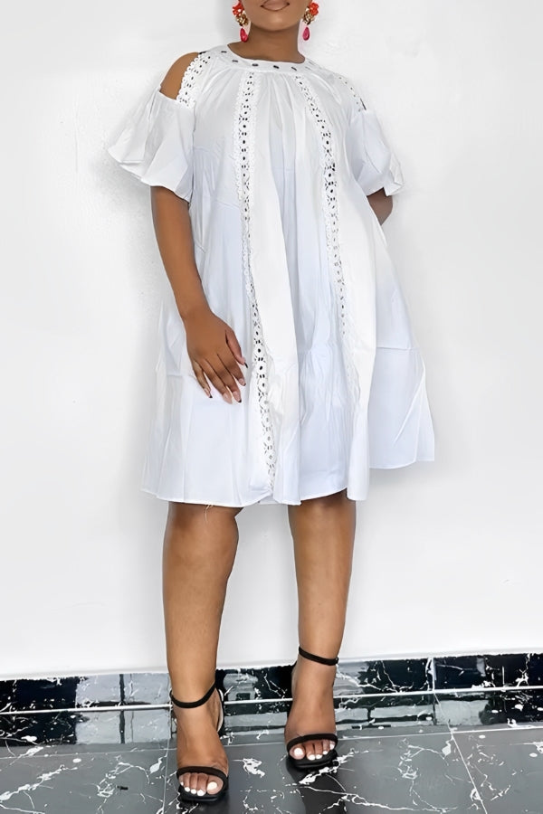 Chic Guipure Lace Insert Cold Shoulder Dress