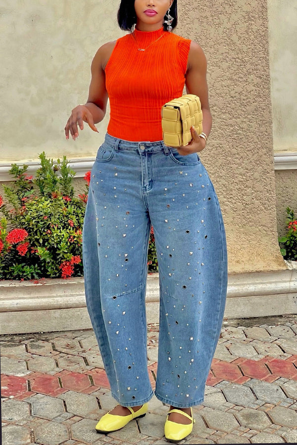 Versatile Scimitar Cut Beaded Eyelet High Waist Jeans