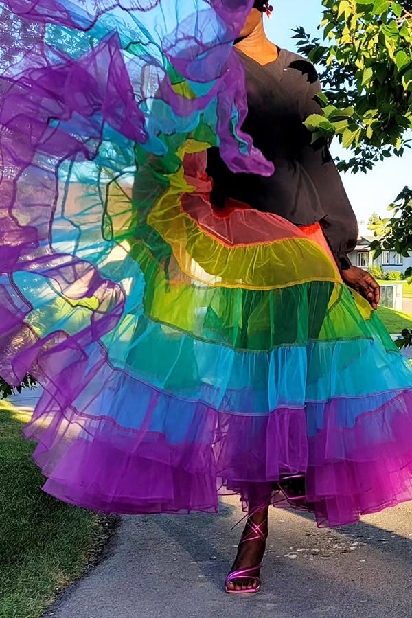 Striking Knotted Top & Colorful Ruffle Skirt Set