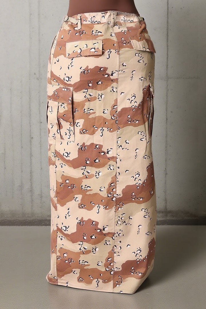 Stylish Camo Print Split Hem Pockets Skirt