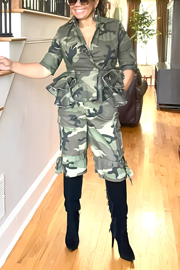 Stylish Camo Print Jacket & Shorts Set