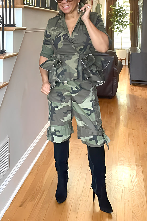 Stylish Camo Print Jacket & Shorts Set