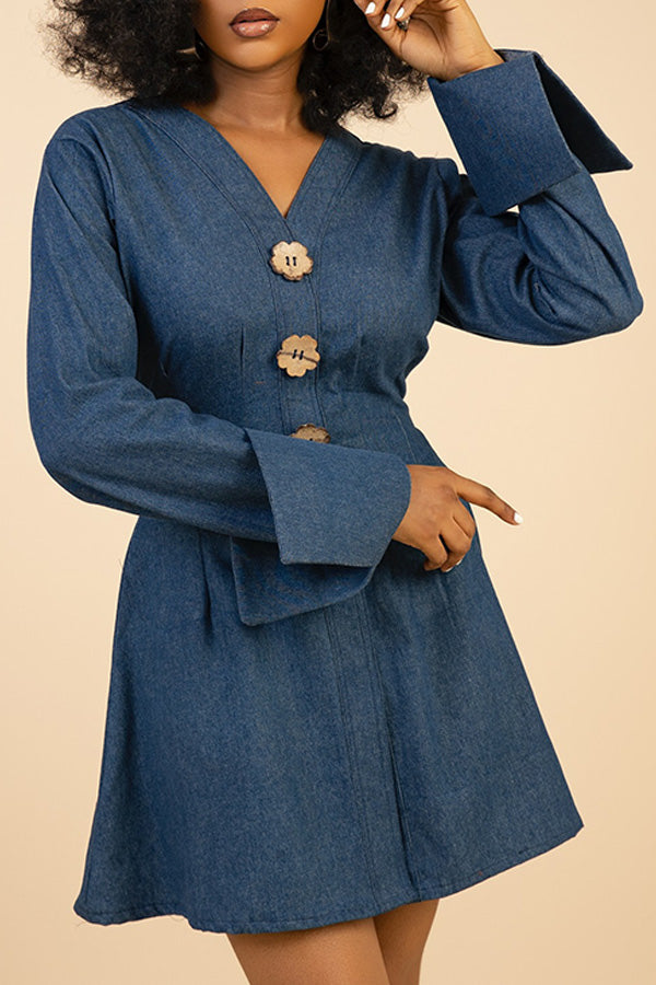 Chic V-Neck Pleated Pockets Dress
