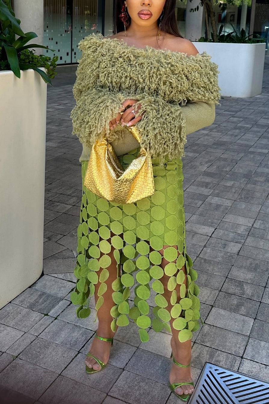 Fashionable Off Shoulder Textured Tassel Sweater*