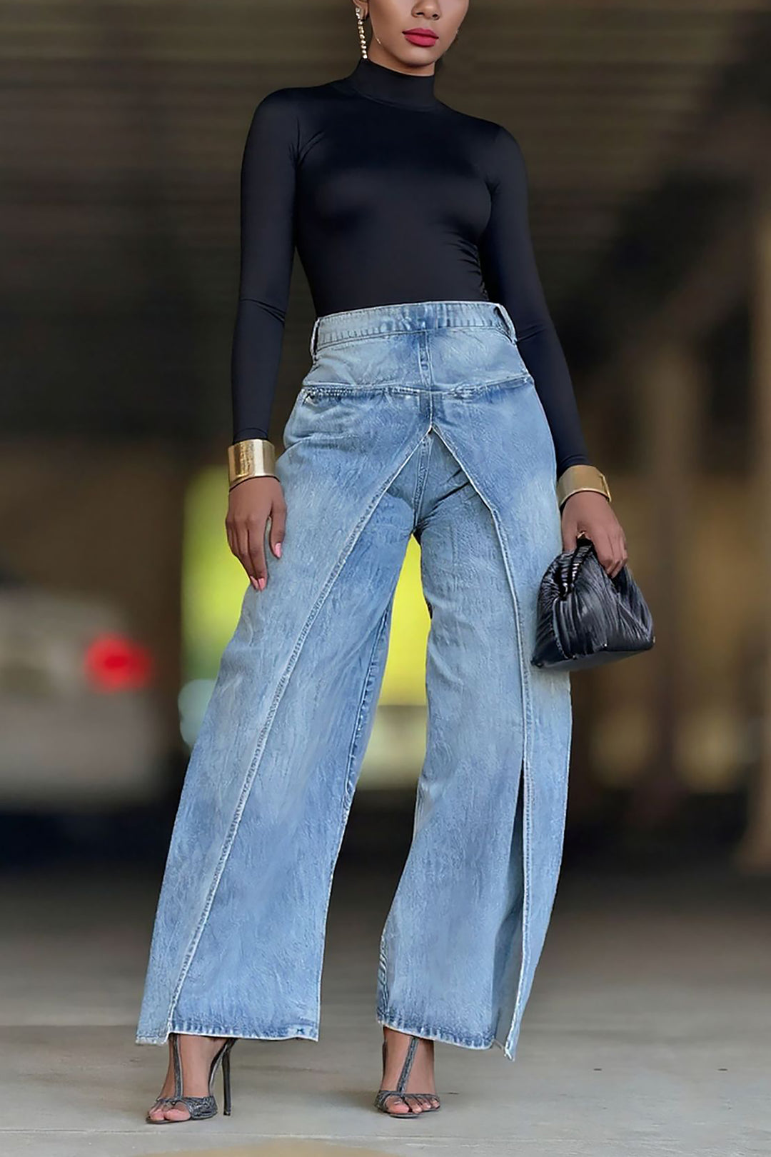 Fashionable Reversible Deconstructed Jeans*