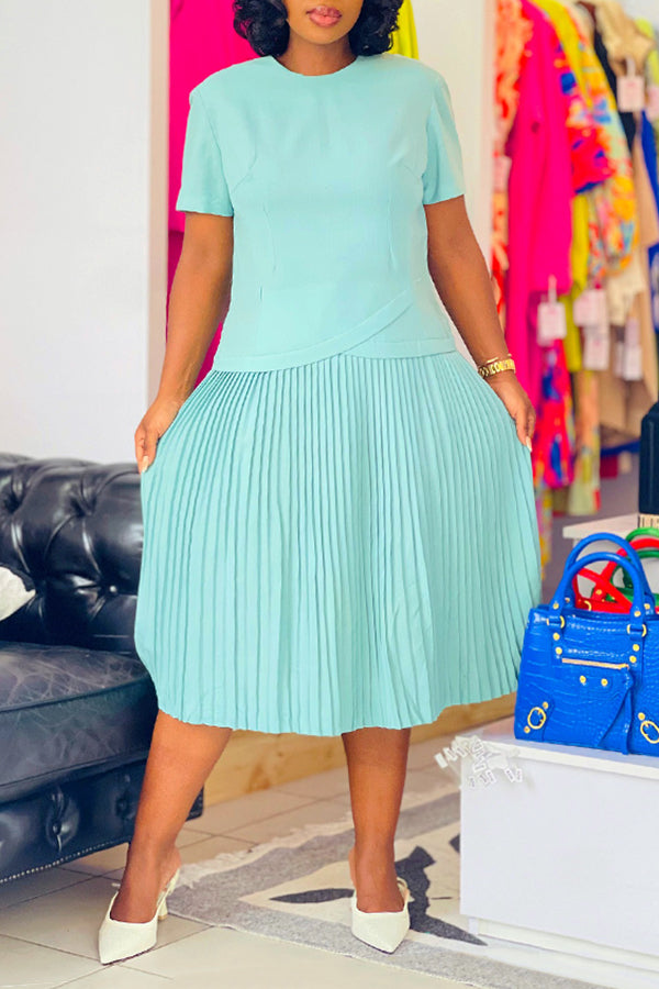 Casual Round Neck Pleated Midi Dress