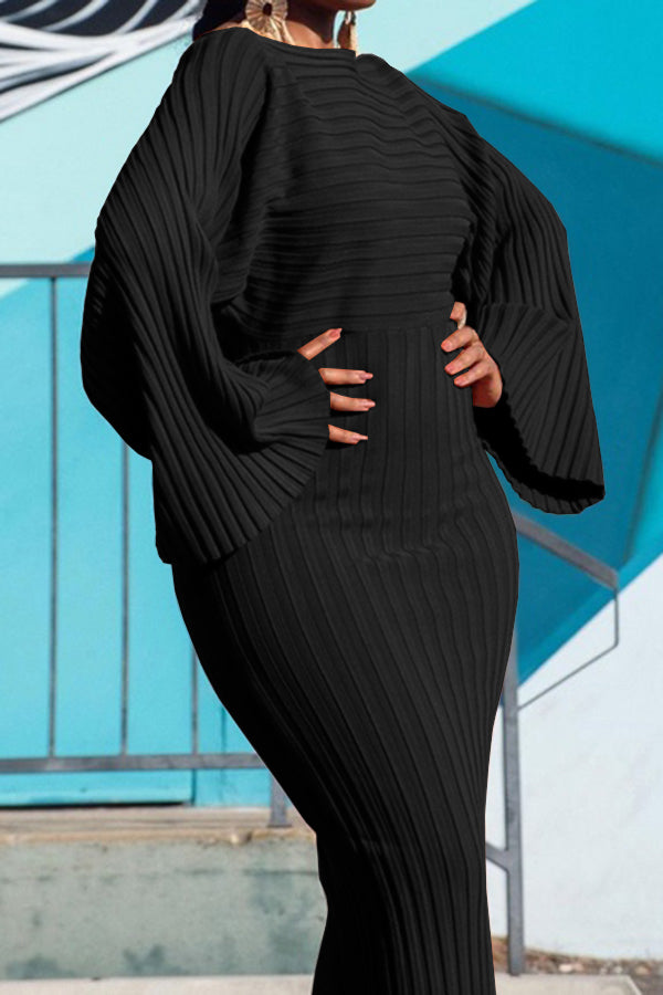 Stylish Pleated Detail Batwing Sleeve Dress