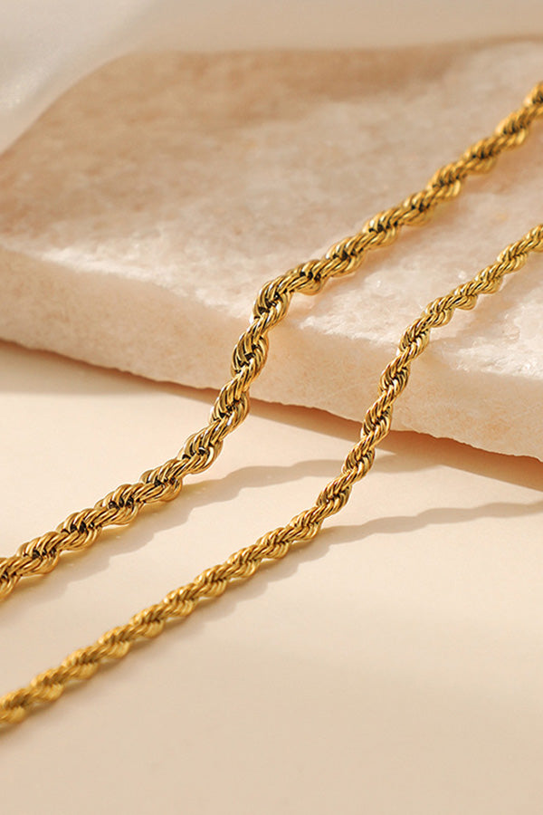 Simple Twist Chain Necklace