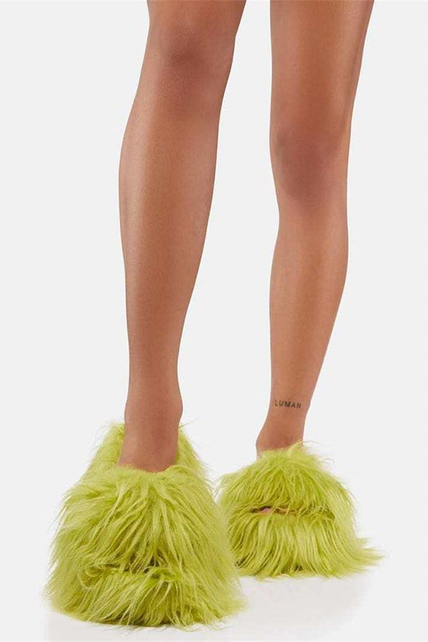 Chic Solid Color Furry Slippers 